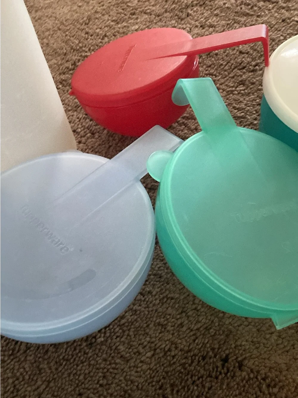 Bundle of Tupperware brand Tupperware misc pieces